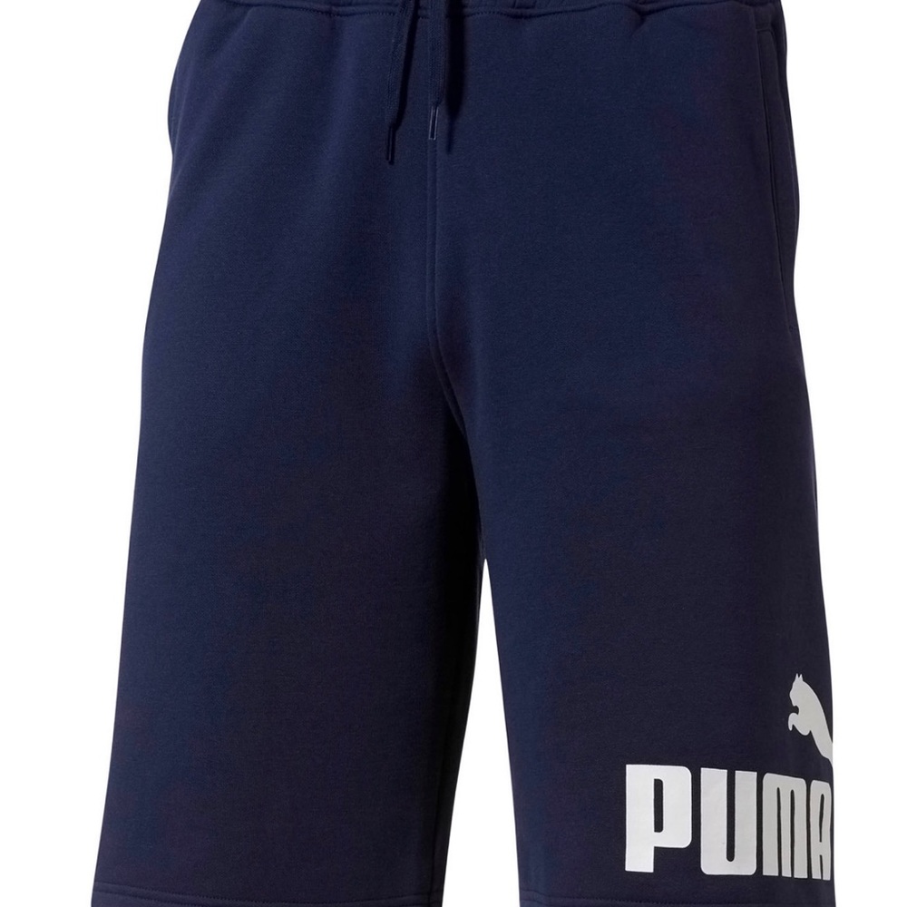 Men’s puma shorts. Size M. New with tags